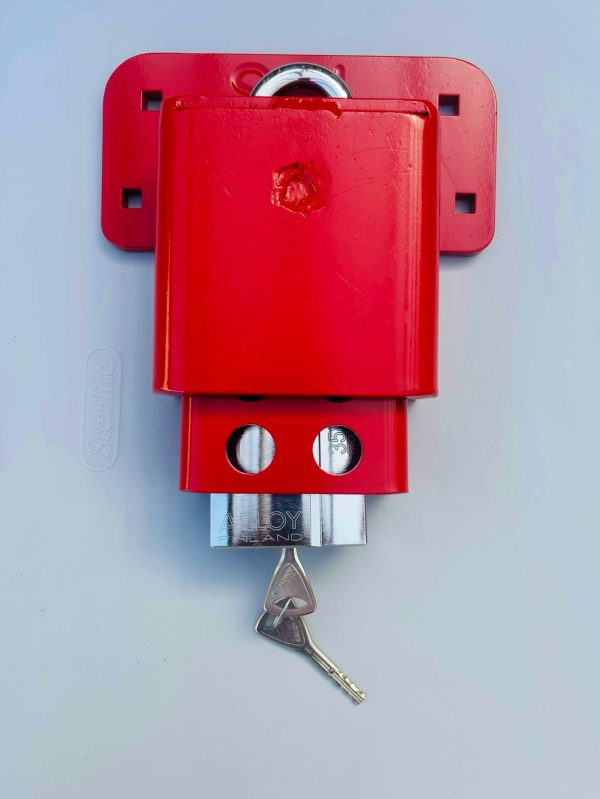 The SCL System installed on a trailer door — red hardened steel lock secured with an Abloy PL 358 padlock and key